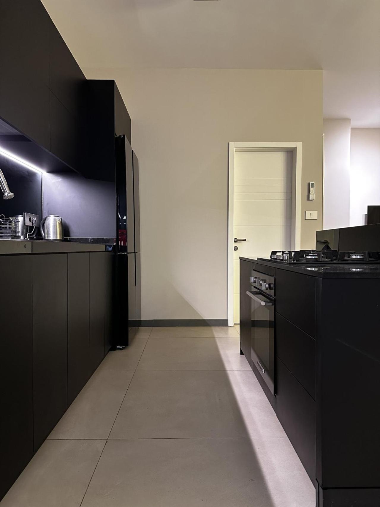 The Corner 1br In Gemmayze *
