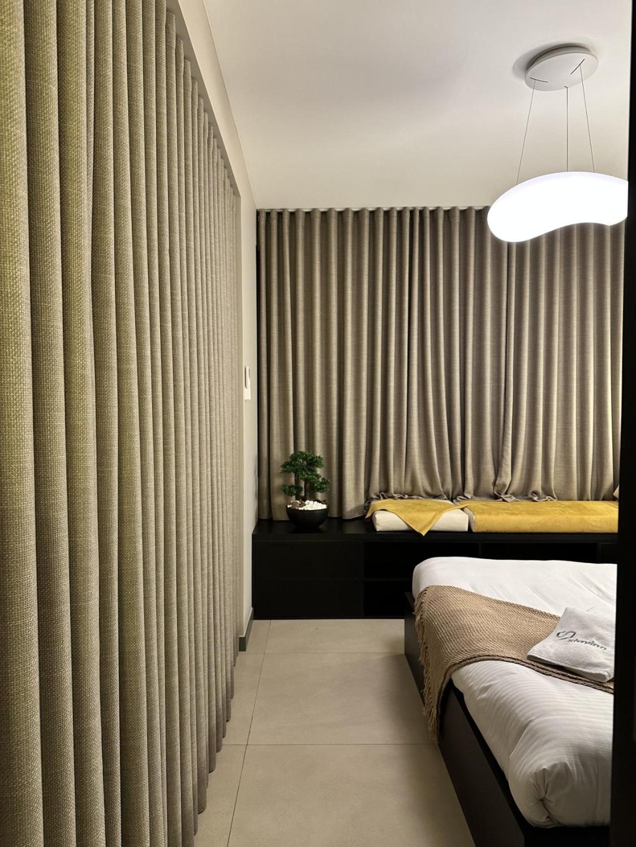The Corner 1br In Gemmayze Apartment